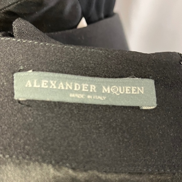 STUNNING Alexander Mcqueen Gown - Picture 14 of 15